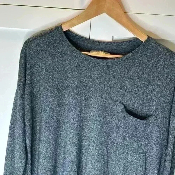 Abercrombie & Fitch Charcoal Gray Long sleeve tshirt xs/s - Picture 2 of 8